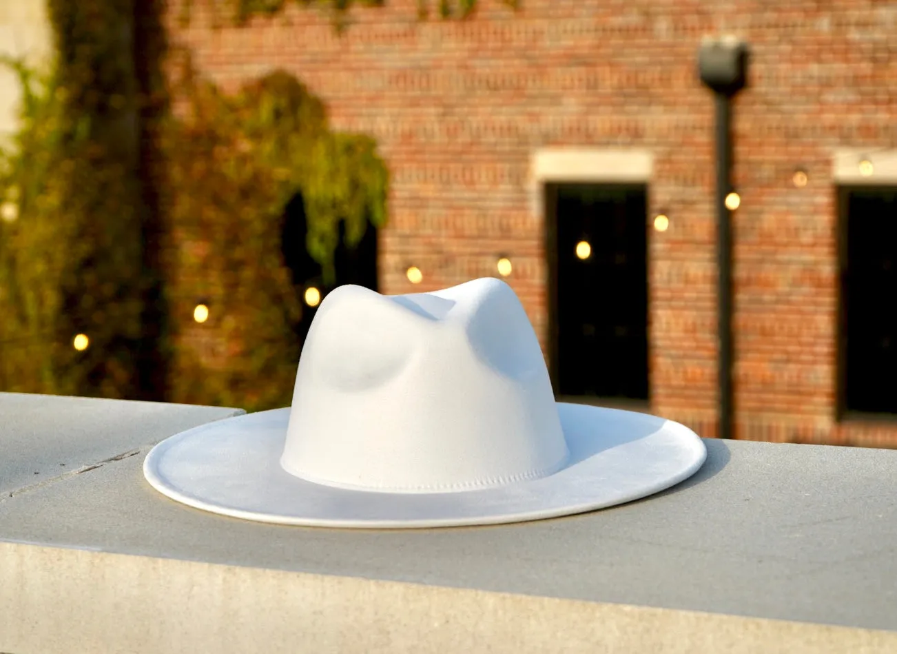 Atlanta Suede Wide Brim Fedora - White