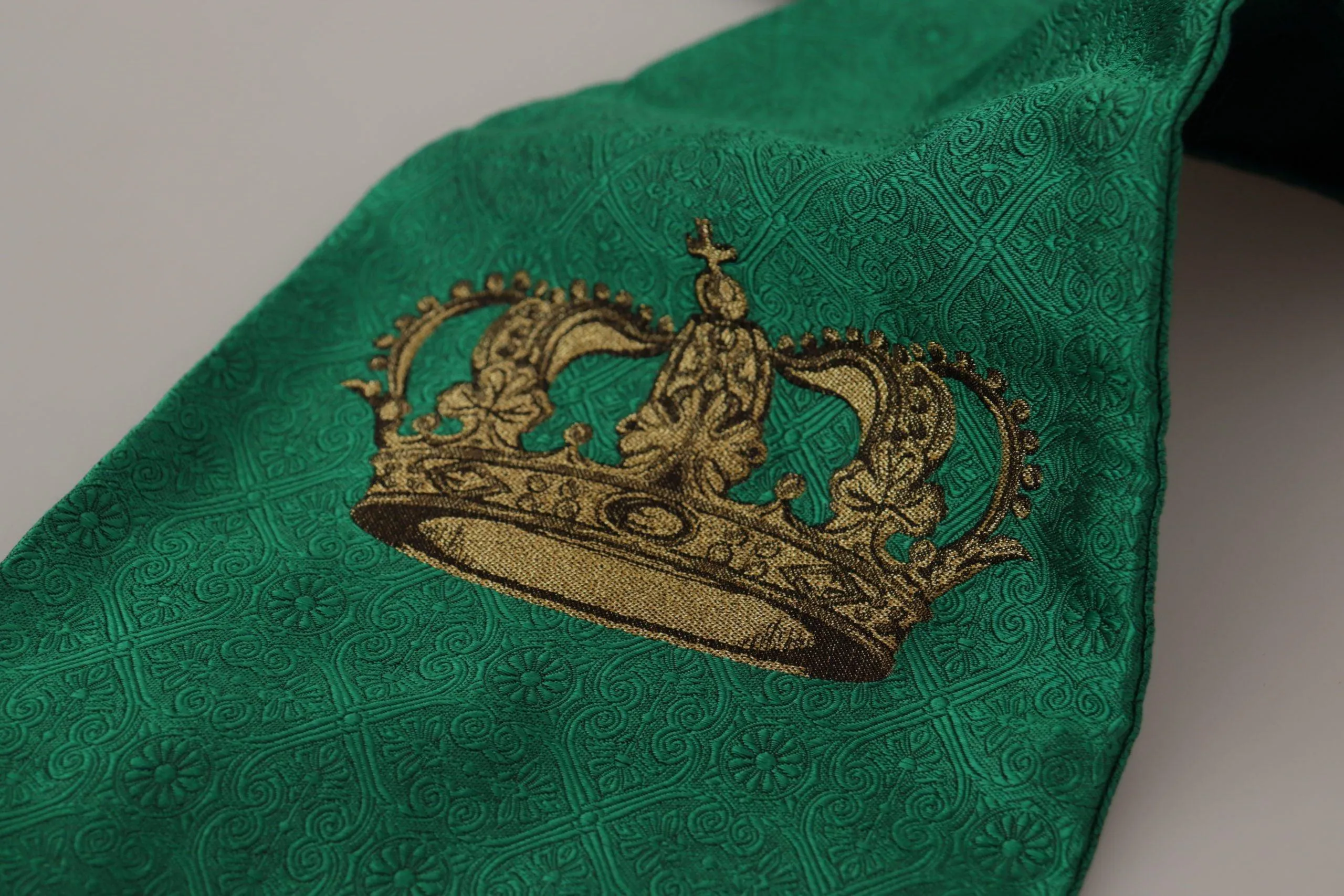 Dolce & Gabbana Green Crown Embroidered Shawl Fringe Blend Silk