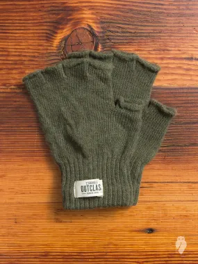 Fingerless Wool Gloves in Olive