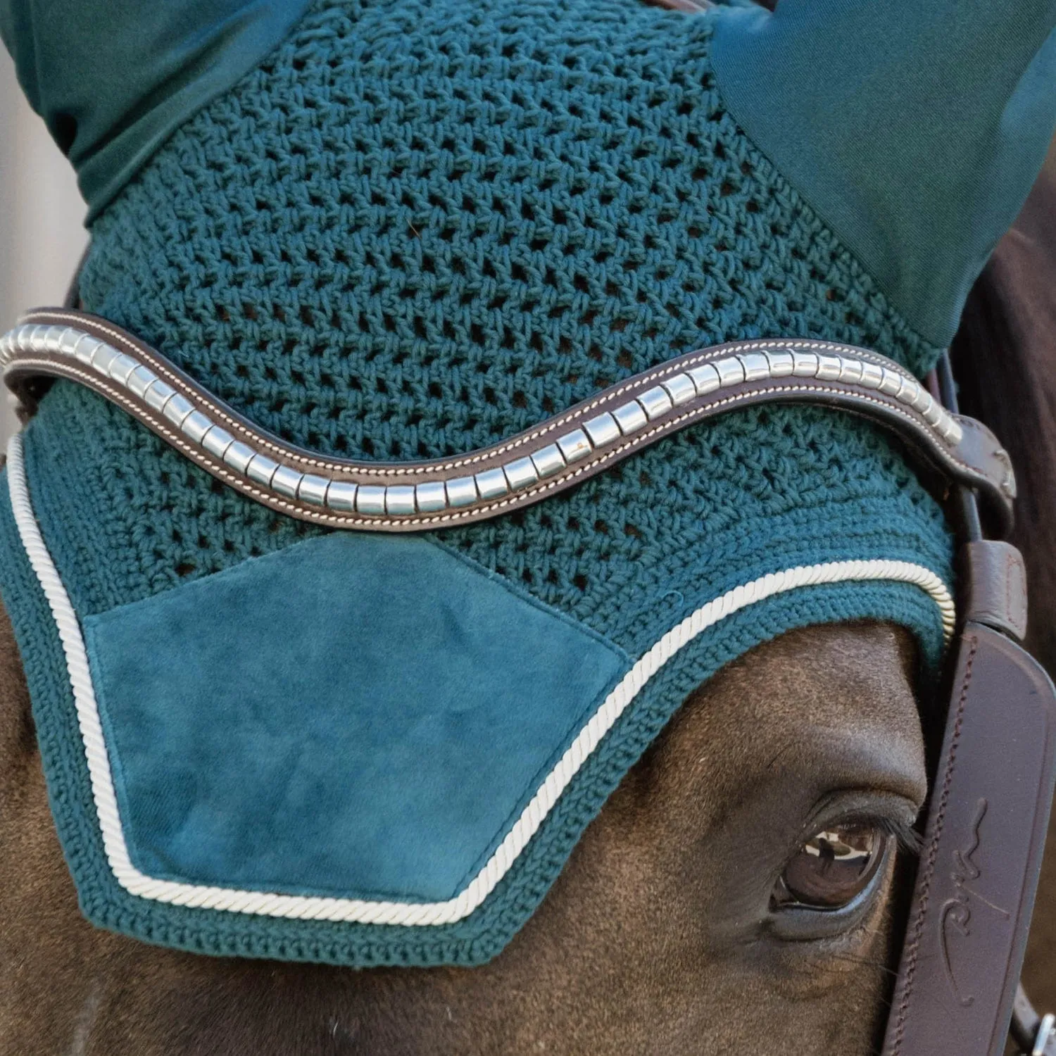 Kentucky Horsewear Wellington Velvet Fly Veil - Emerald