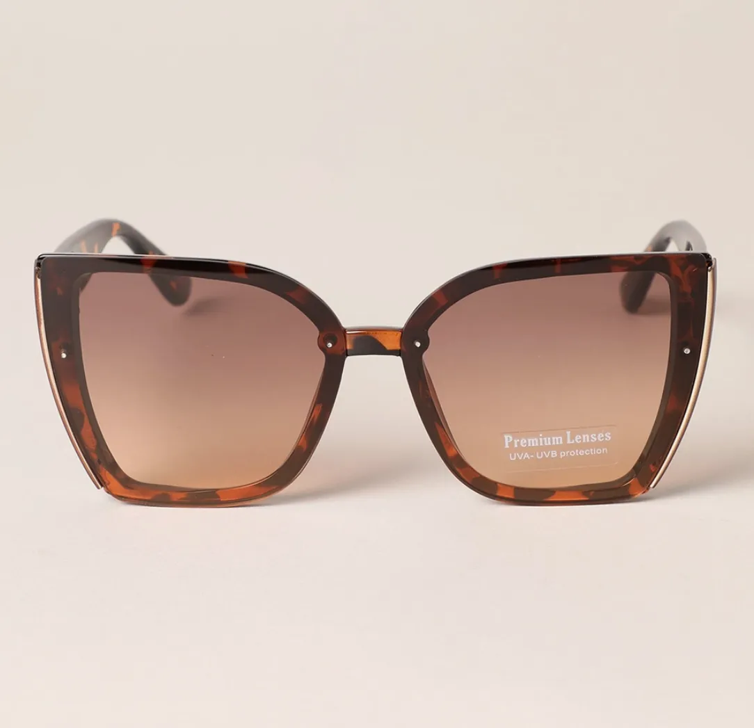 Timeless Frameless Oversized Cat Eye Sunglasses