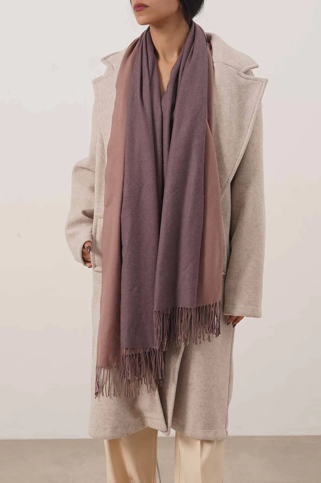 TWO-TONE SOFT SCARF