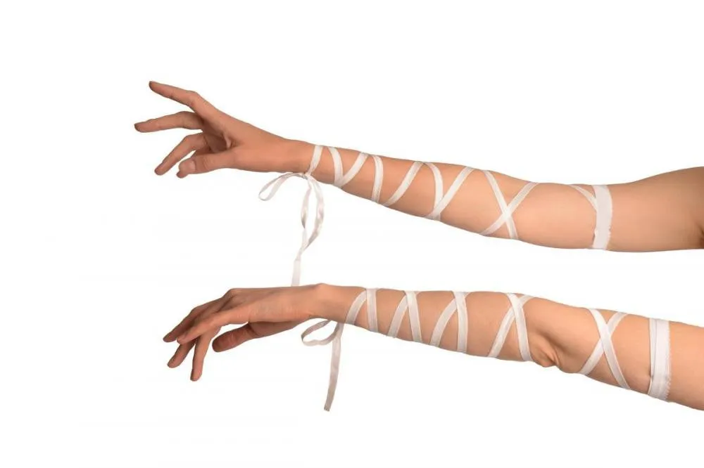 White Elasticated Satin Ribbon Arm Wraps (Gloves)